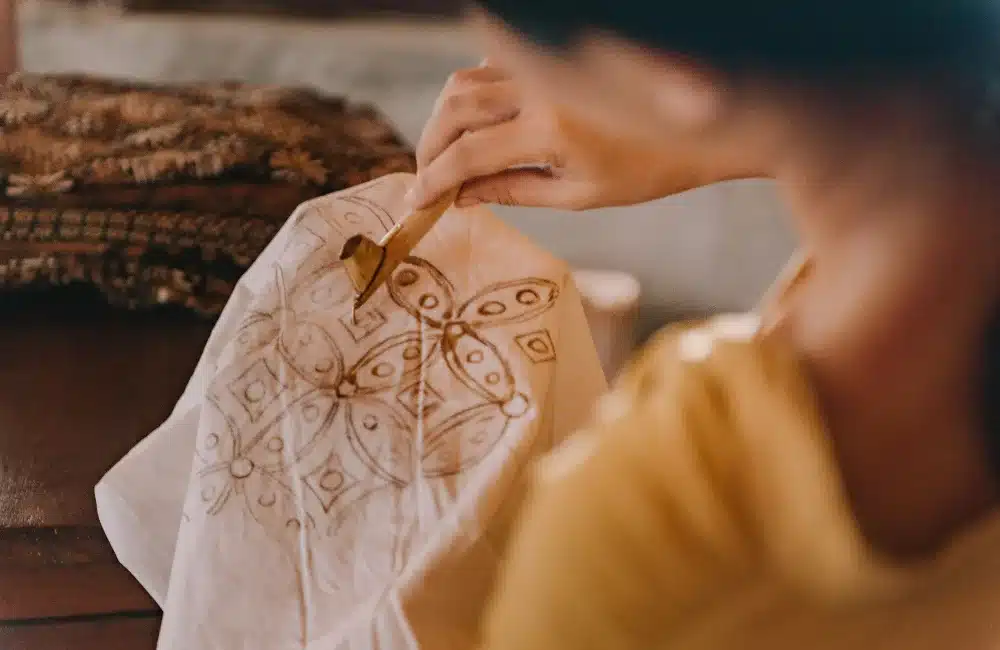 ผ้าบาติก คืออะไร