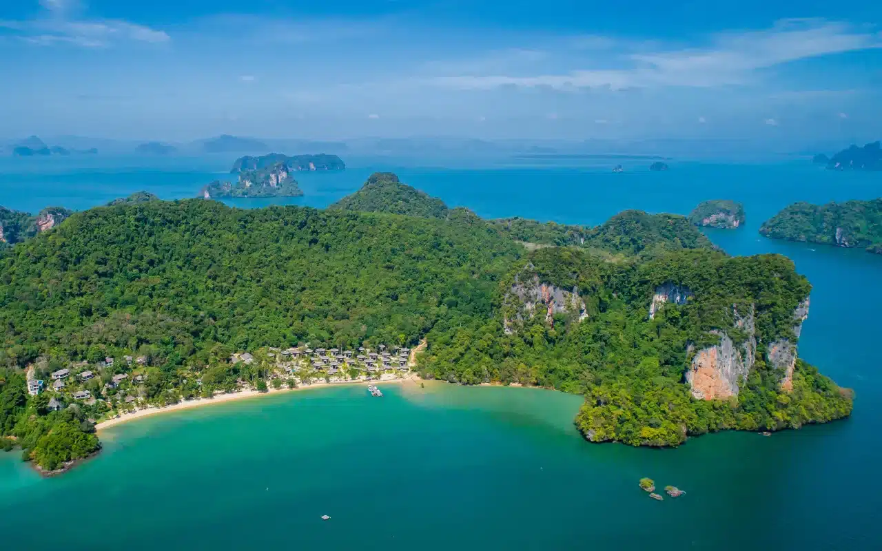 แนะนำที่เที่ยวรอบที่พักเกาะยาวน้อยติดทะเล