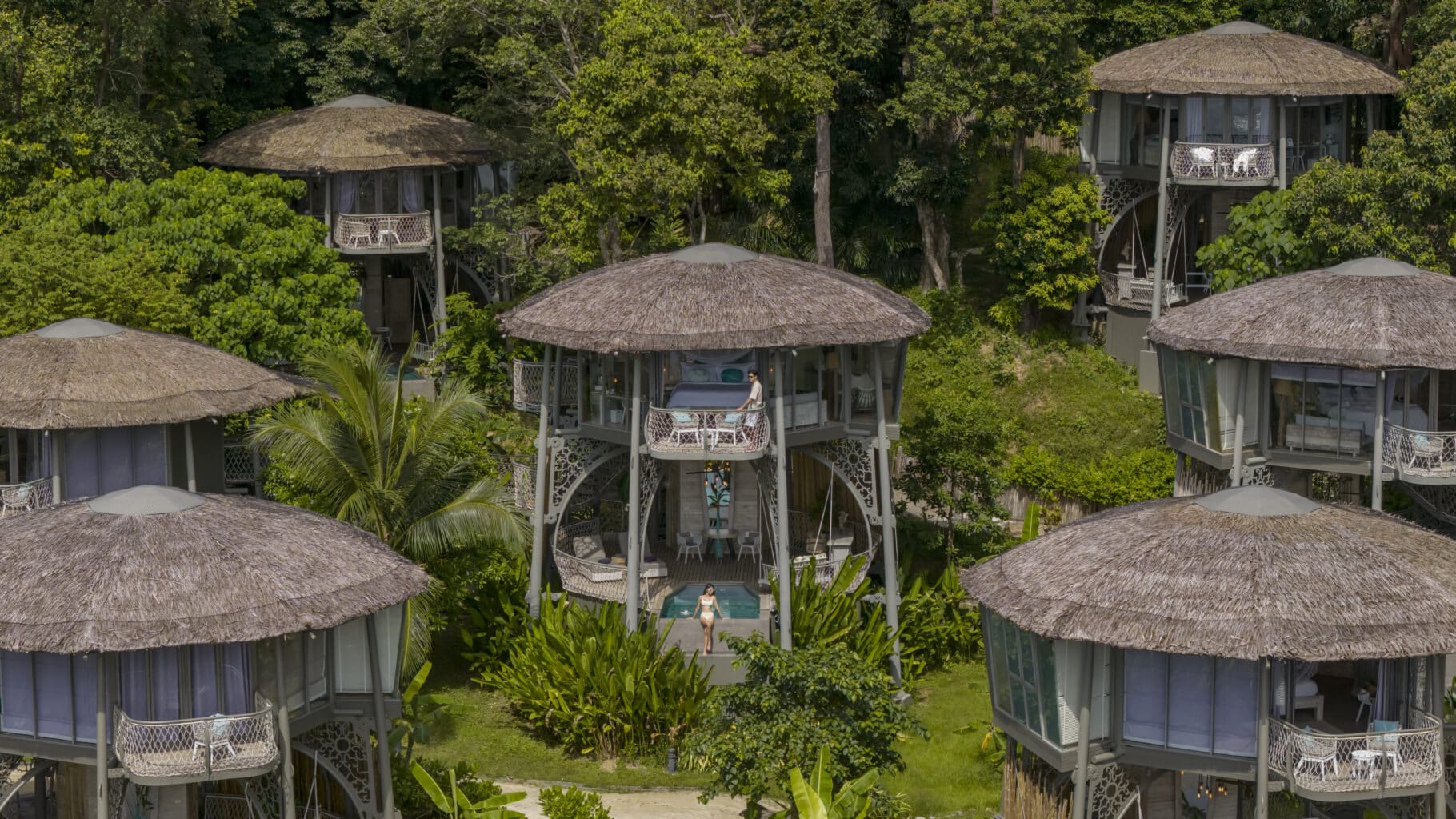 Beachfront Pool Villa 2