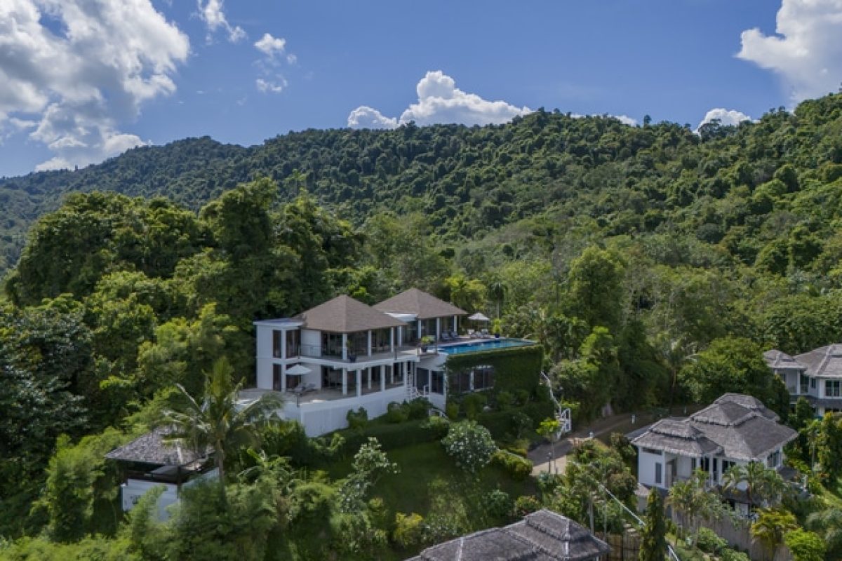 Hilltop Pool Villa 1 default